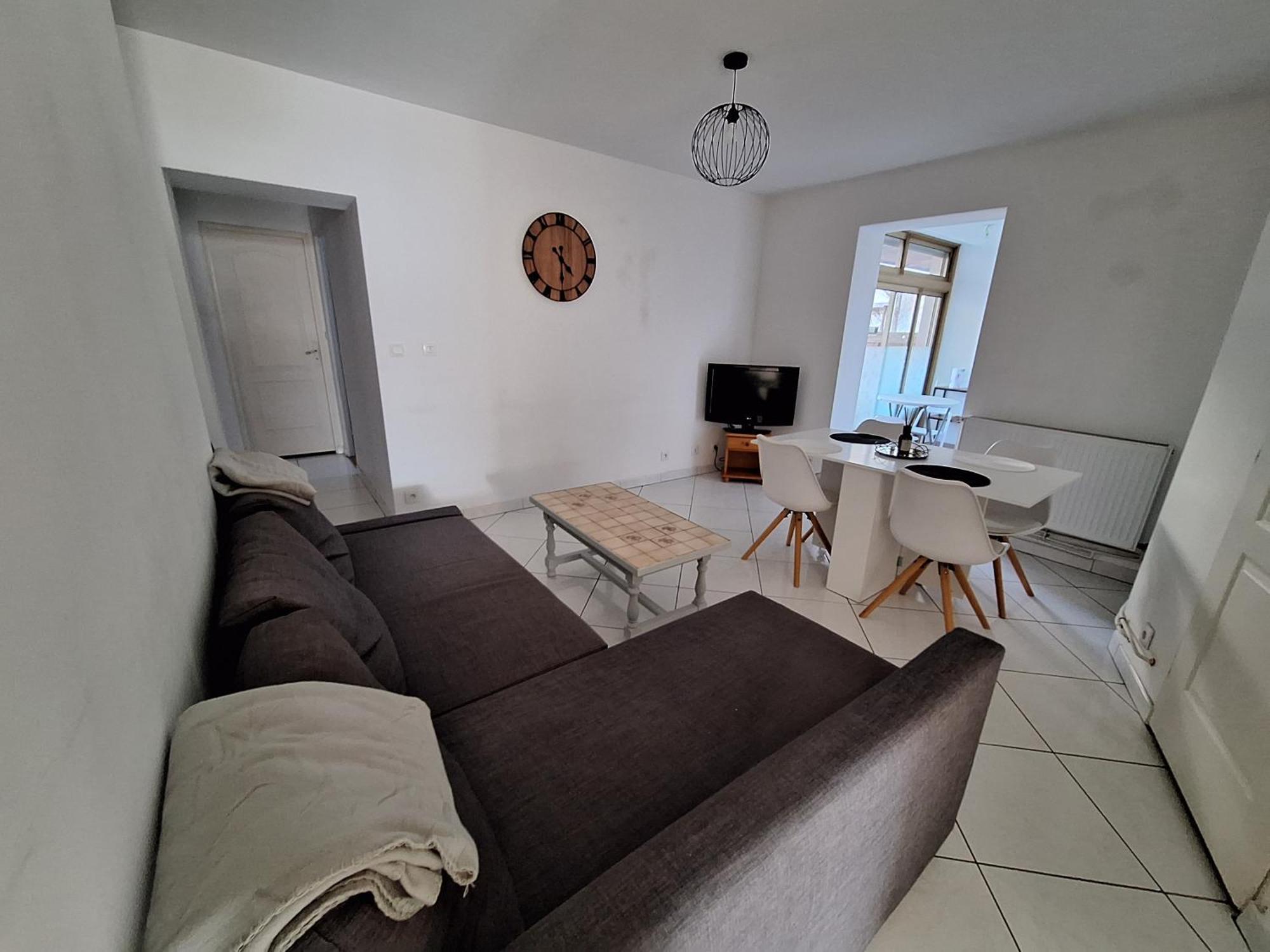 Le-Bon-Appart De Plain-Pied Avec Terrasse โอซอน ภายนอก รูปภาพ